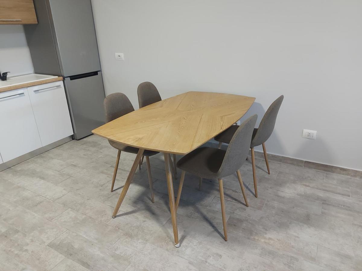 K2 Home - 3Rd Floor Tirana Bagian luar foto